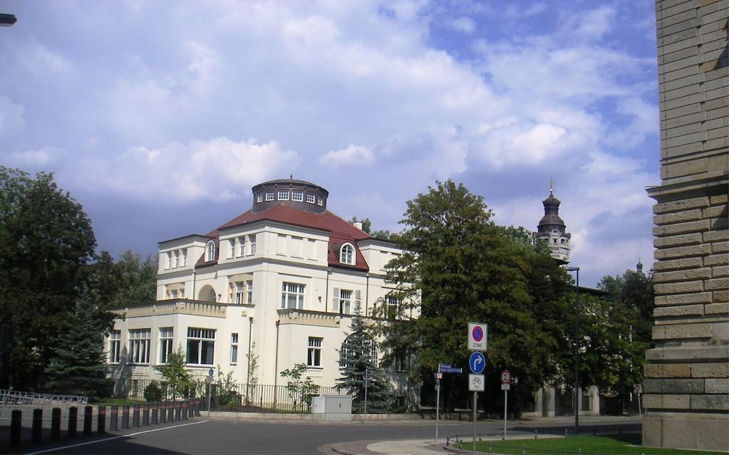 Gastehaus Leipzig Hotel ภายนอก รูปภาพ